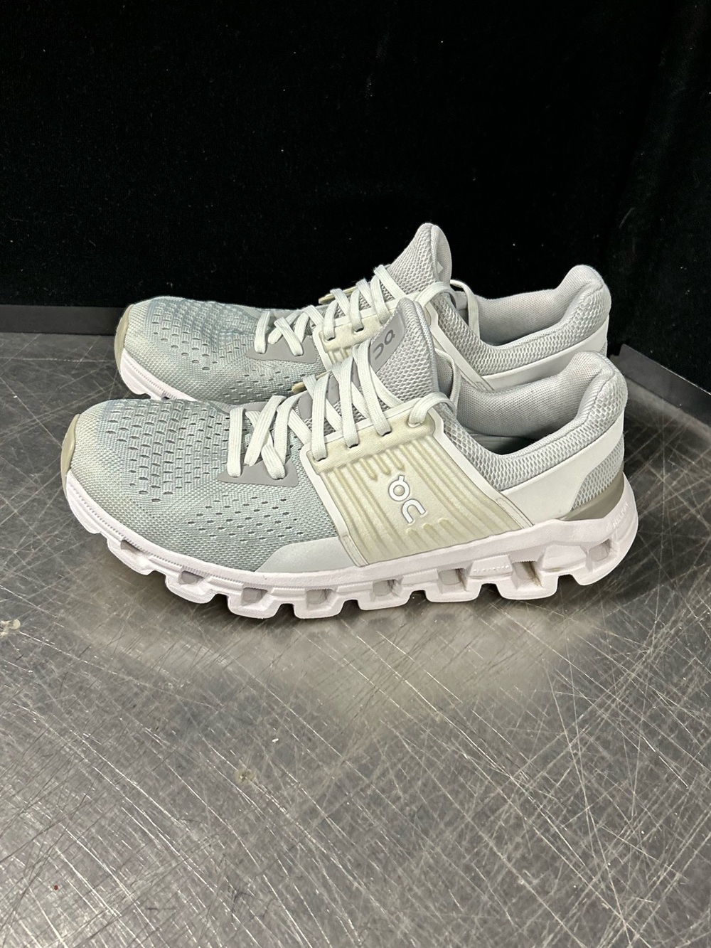On Clouds Women Size 8